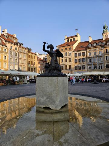 Statue på torget
