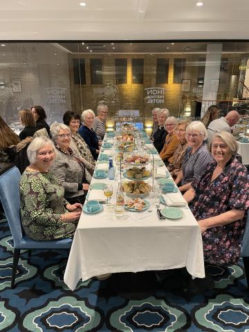 Bygdekvinner feirer seg selv.