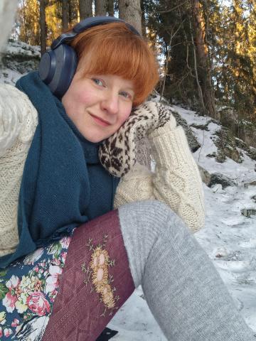 Eva fortel at ho vert meir glad i kleda sine etter å ha reparert dei. Gjerne med fine Sashiko.