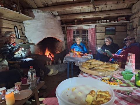 Blåtur på seter med sang