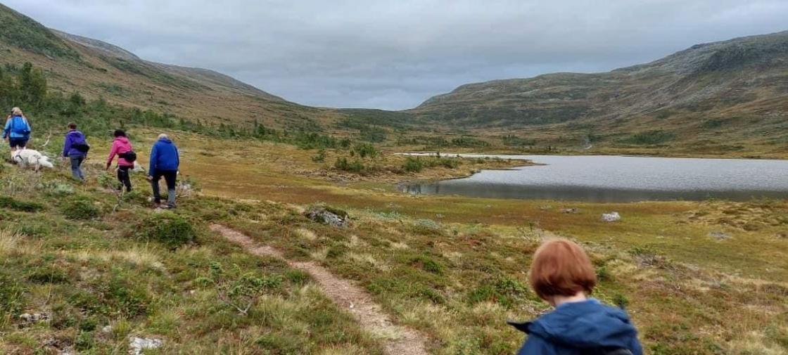 Fyrjaskaret til Venstre på bildet.