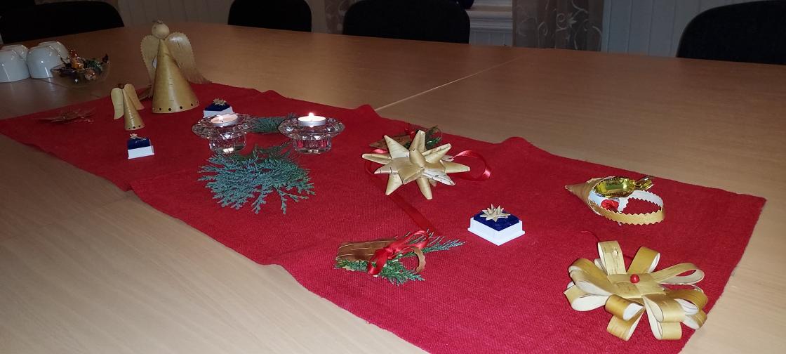 Bordet var pynta med eksempel på kva vi kunne lage