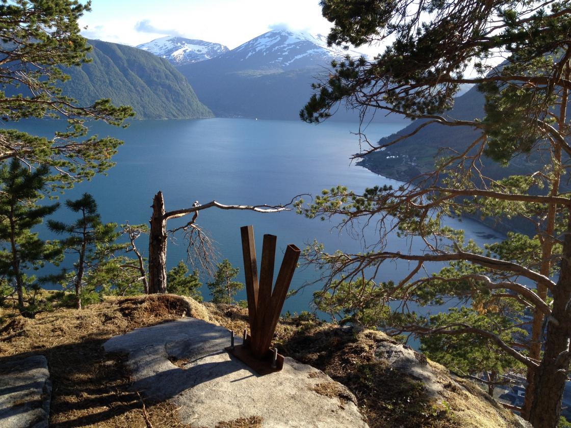 Kors på Klostertomta.