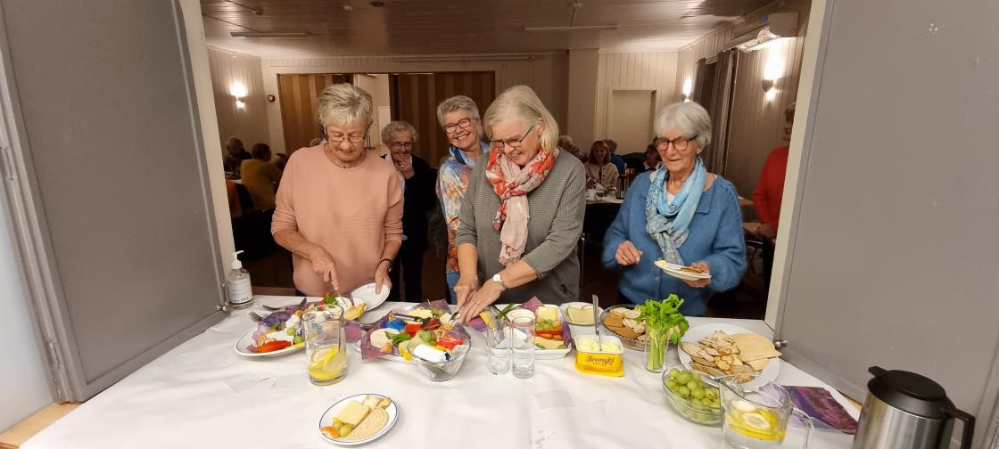 Osteanretning er servert