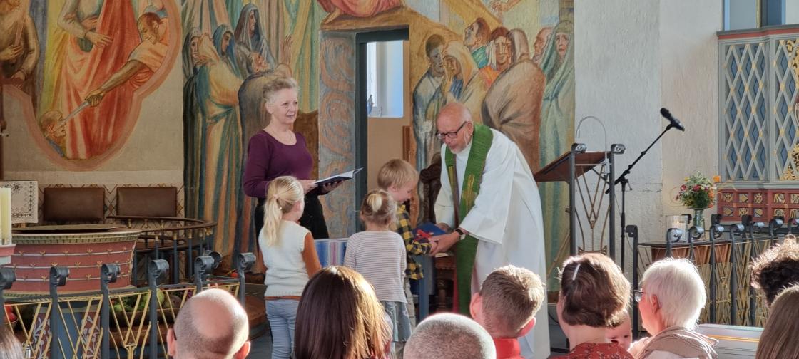 4 åringene får bok