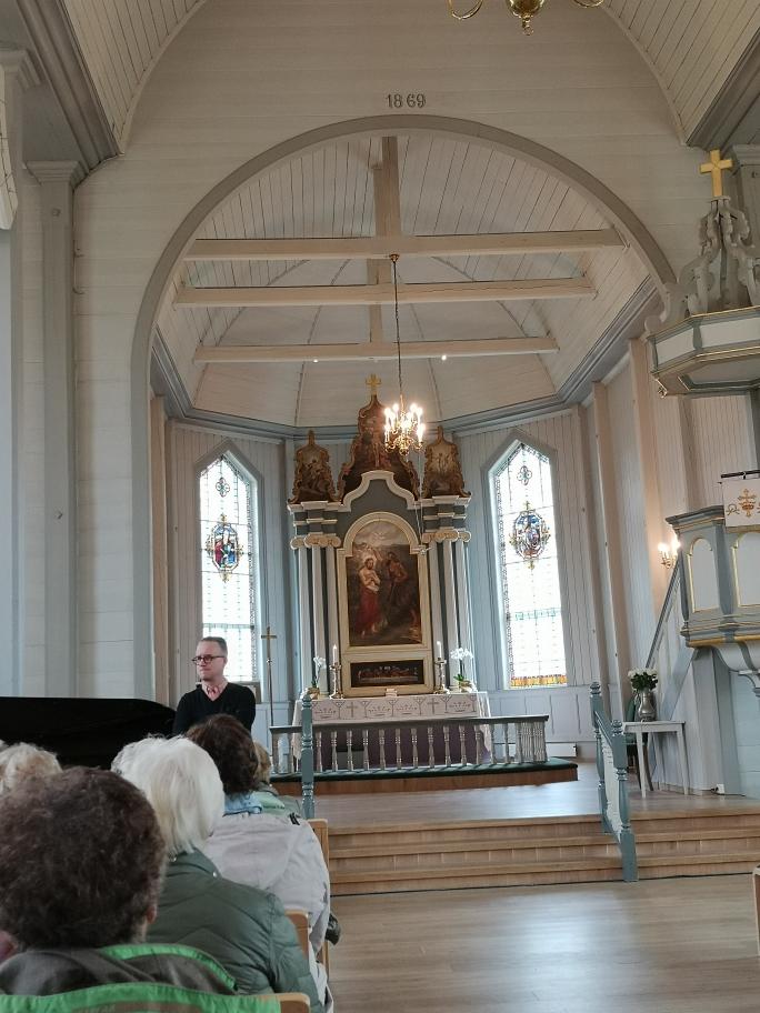 Orgelkonsert i Bremnes kyrkje Orgelkonsert i Bremnes kyrkje