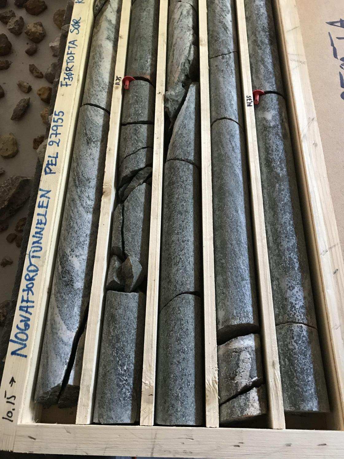 Boresylindrar frå Nordøyvegen.