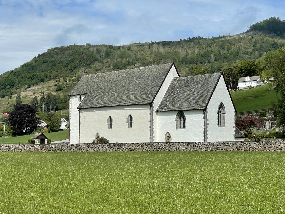 Kvinnherad kyrkje bygd ca år 1275-1300