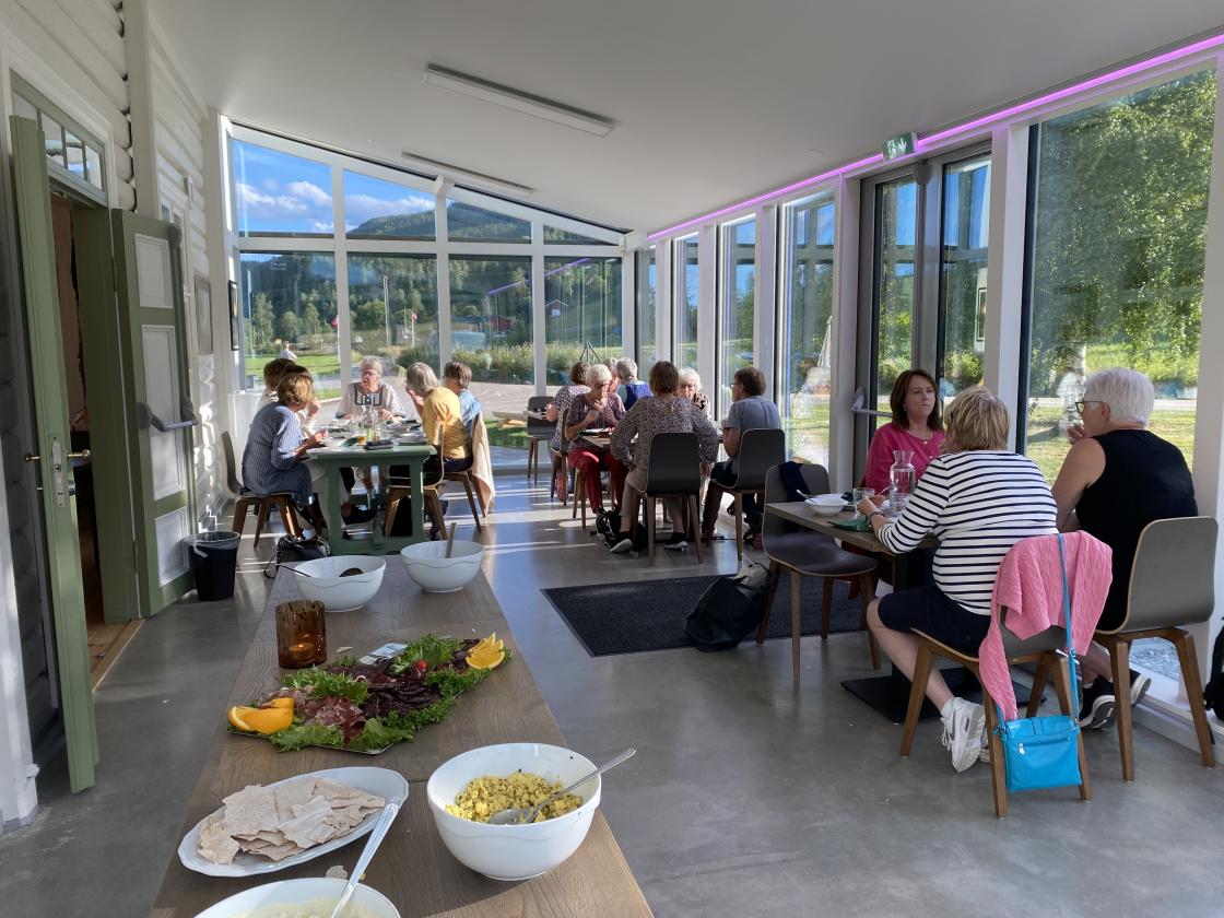 Middag på Rendalstunet