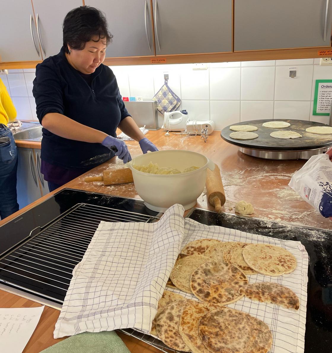 Nam,nam! Potetkaker er godt.