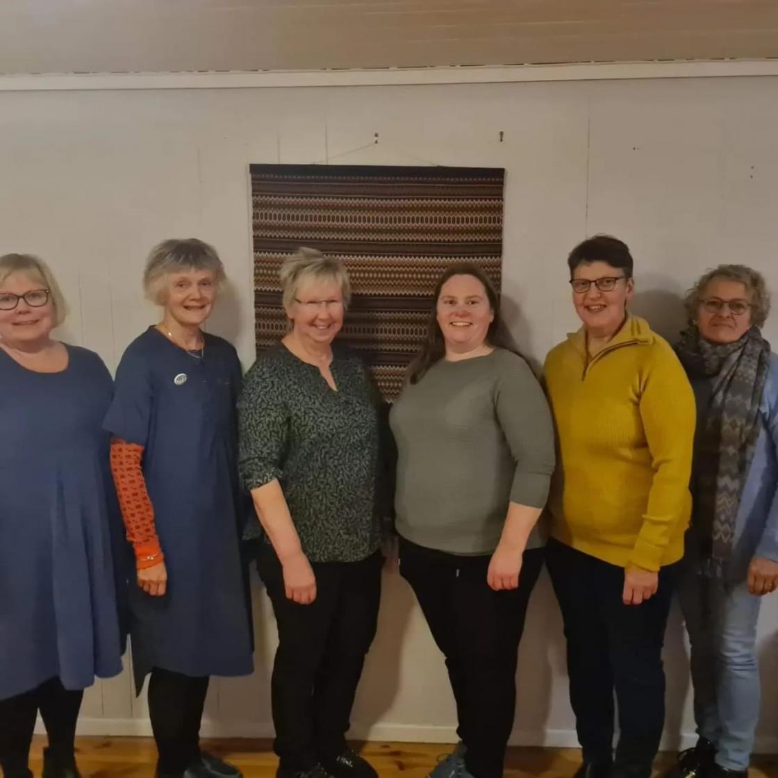 Aud Marit, Brynhild, Liv, Elin, Anita, Kjellaug