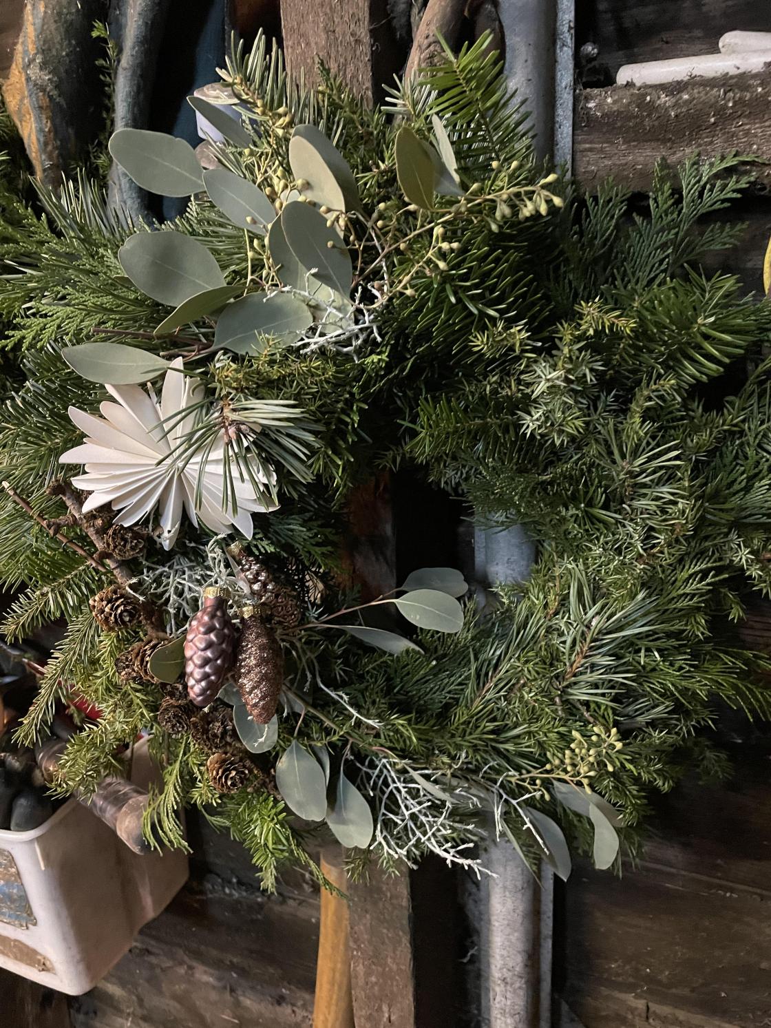 Krans med eucalyptus