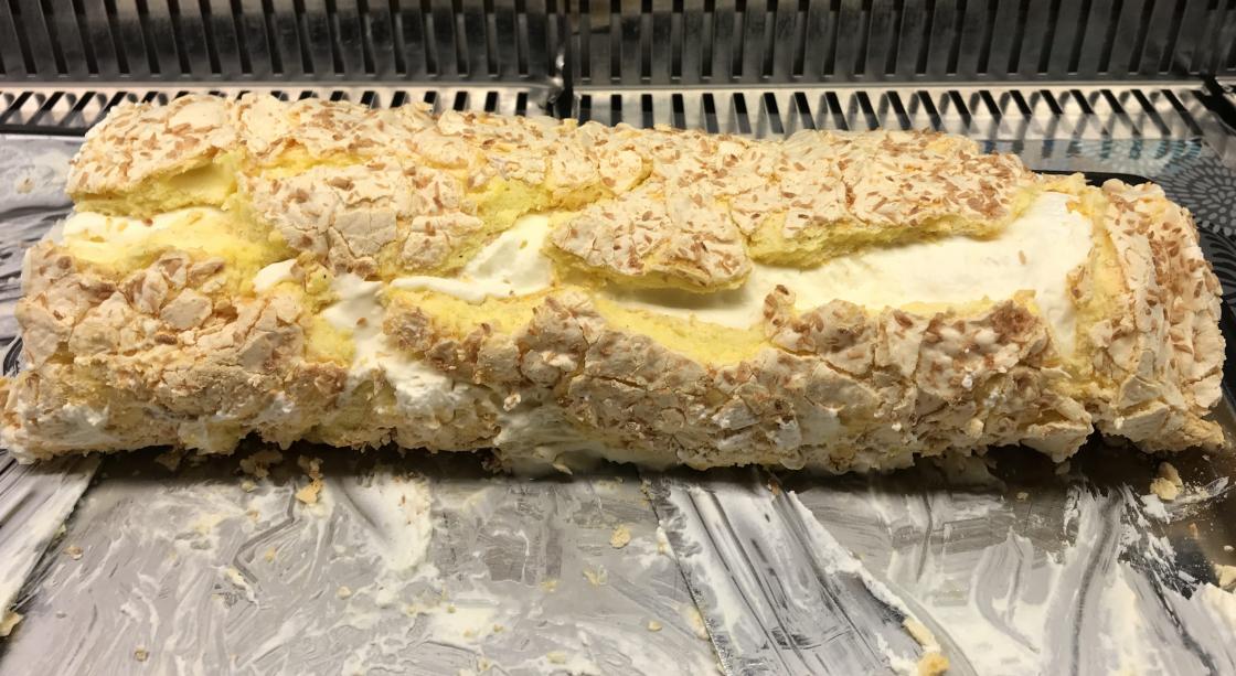 Deilig Budapestkake til kaffien.