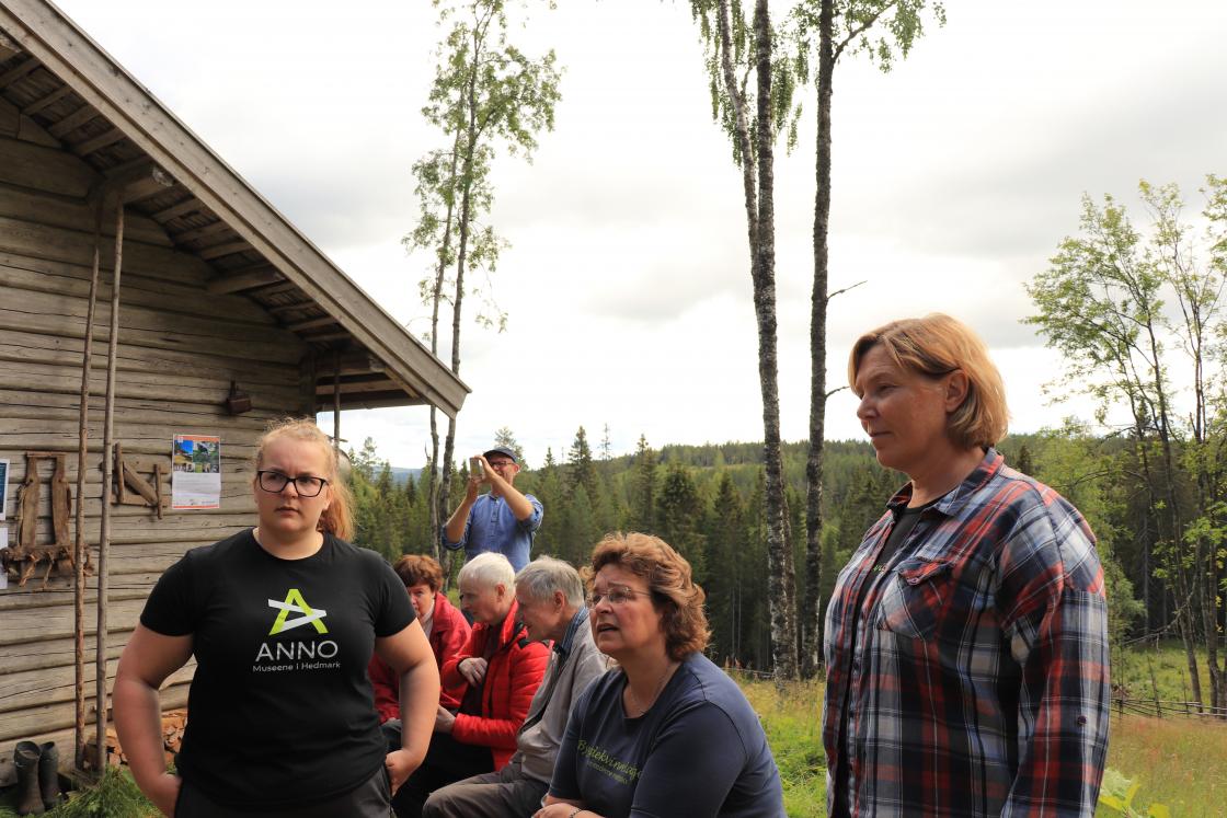 Budeier og Bygdekvinner