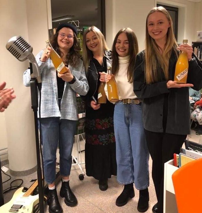 Glade sangfuglar frå Ukraina.