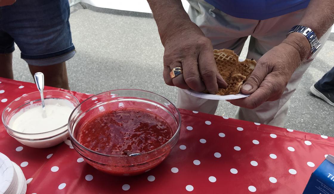 Rørt syltetøy av 12 kg jordbær!