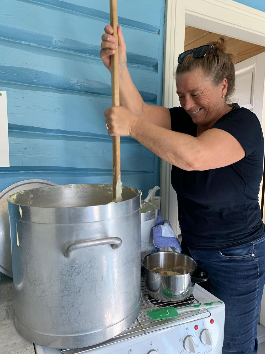 Det begynner å gå mot avslutning, men Maryan har mer grøt i kjelen