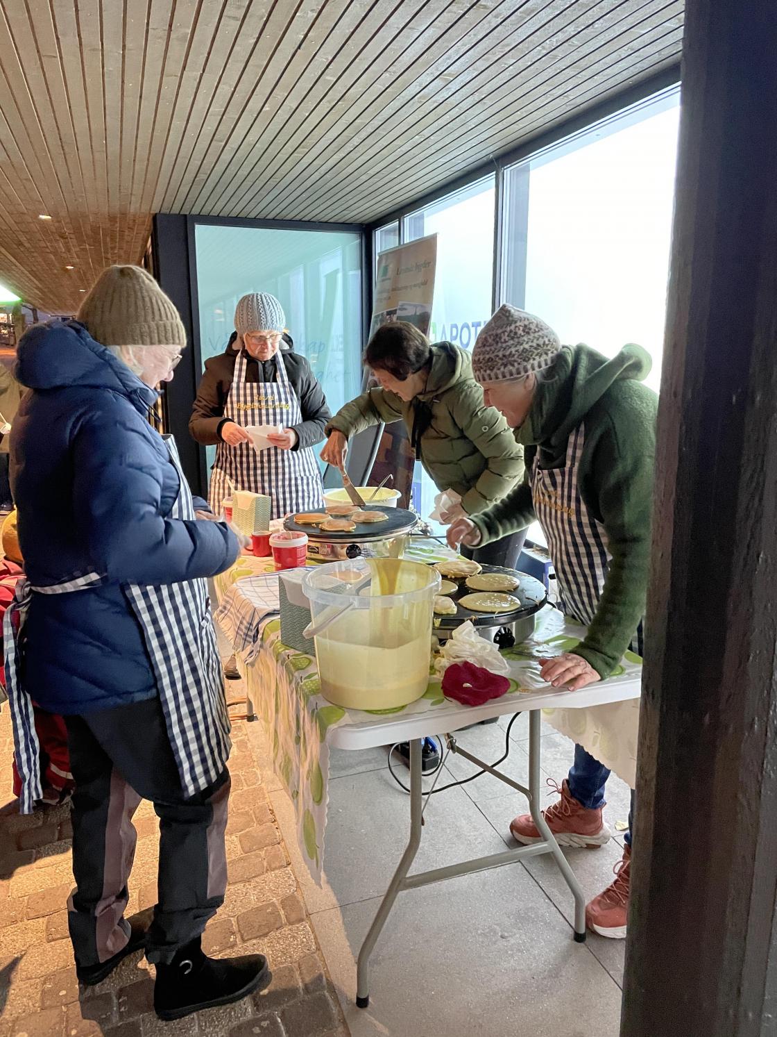 Travle Bygdekvinner.