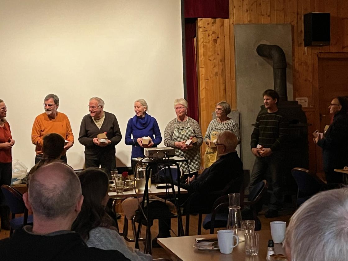 Takk til dugnadsgjengen.