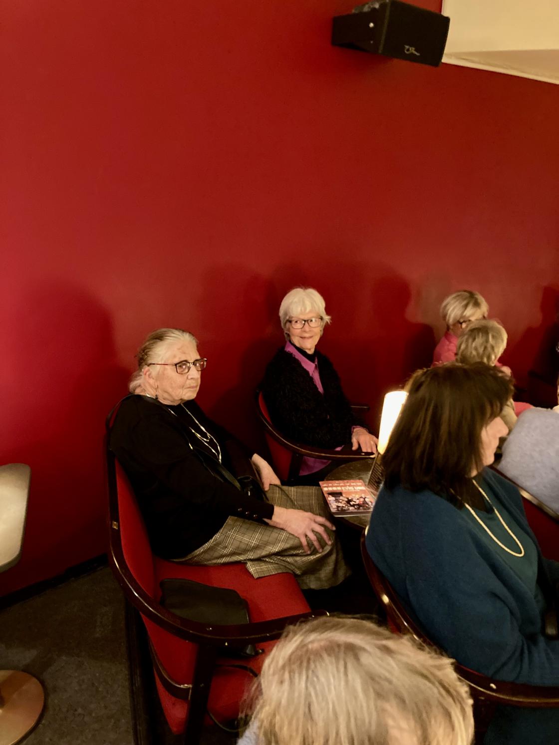 Klare for forestilling