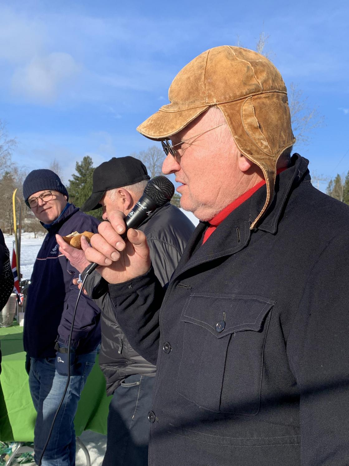 Speaker - Hans Kristian Løken holdt stilen fra start til mål