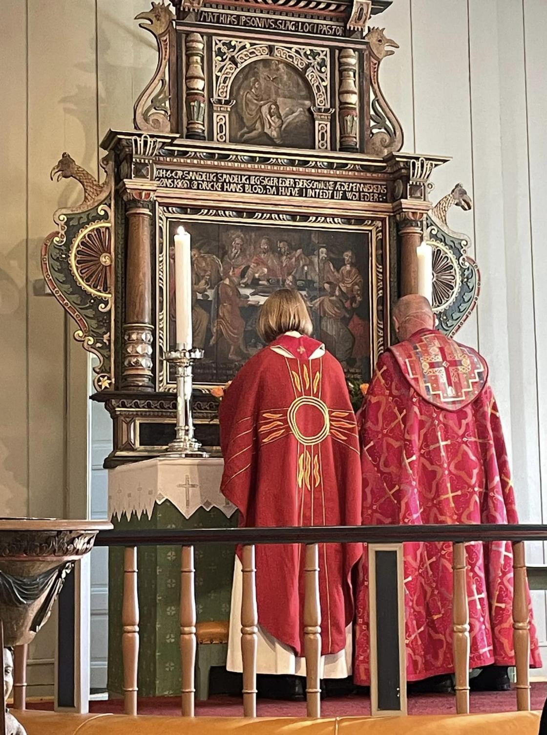 Biskop Jan Otto Myrseth og kapellan Eli Irene Fjose