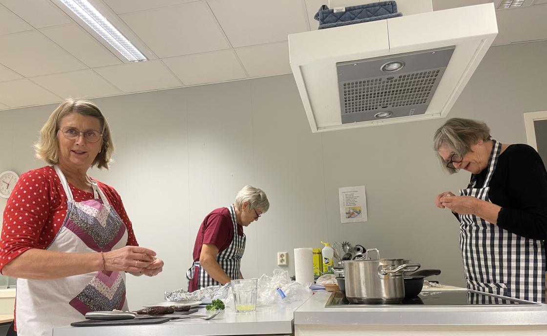Jorunn, Hilde og Sissel.