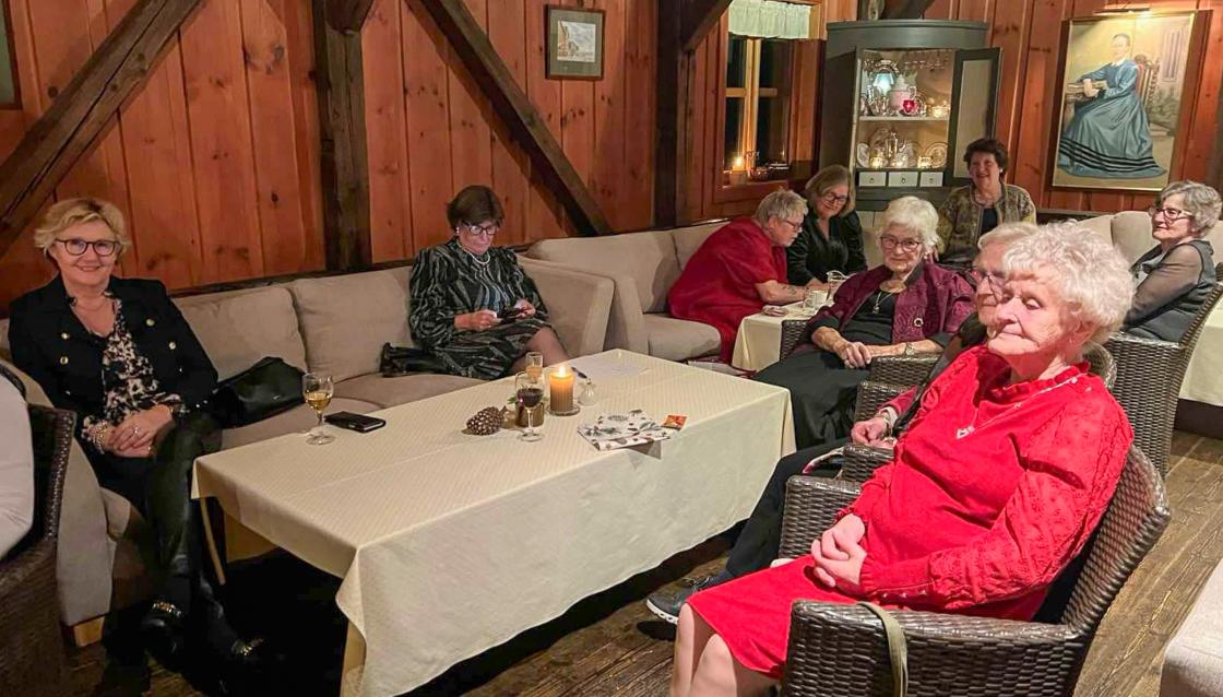 Tid for sofakos og kake