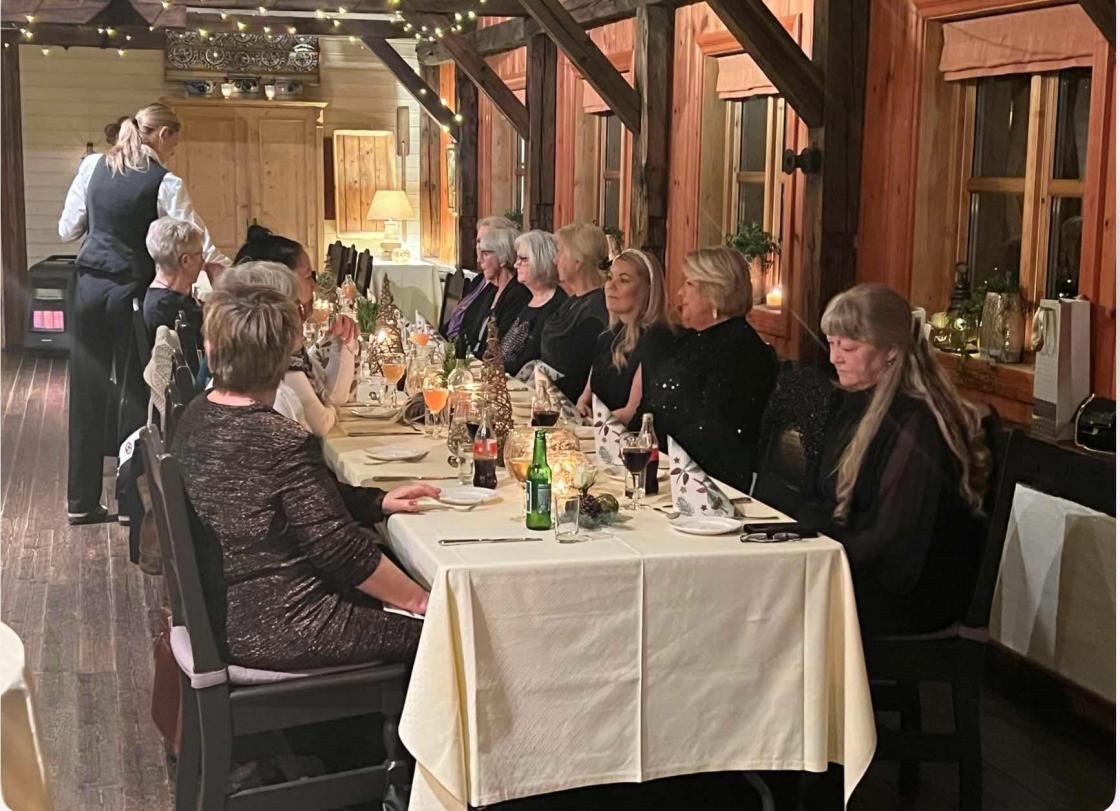 I hyggelige lokaler og med god stemning