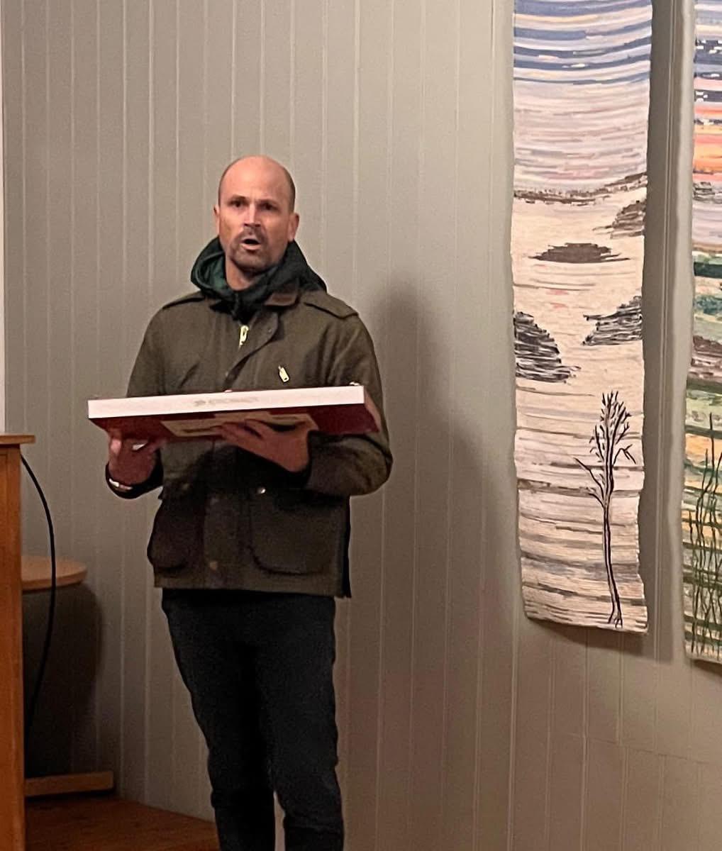 Torpedal bygdelag takket for vevkunst.