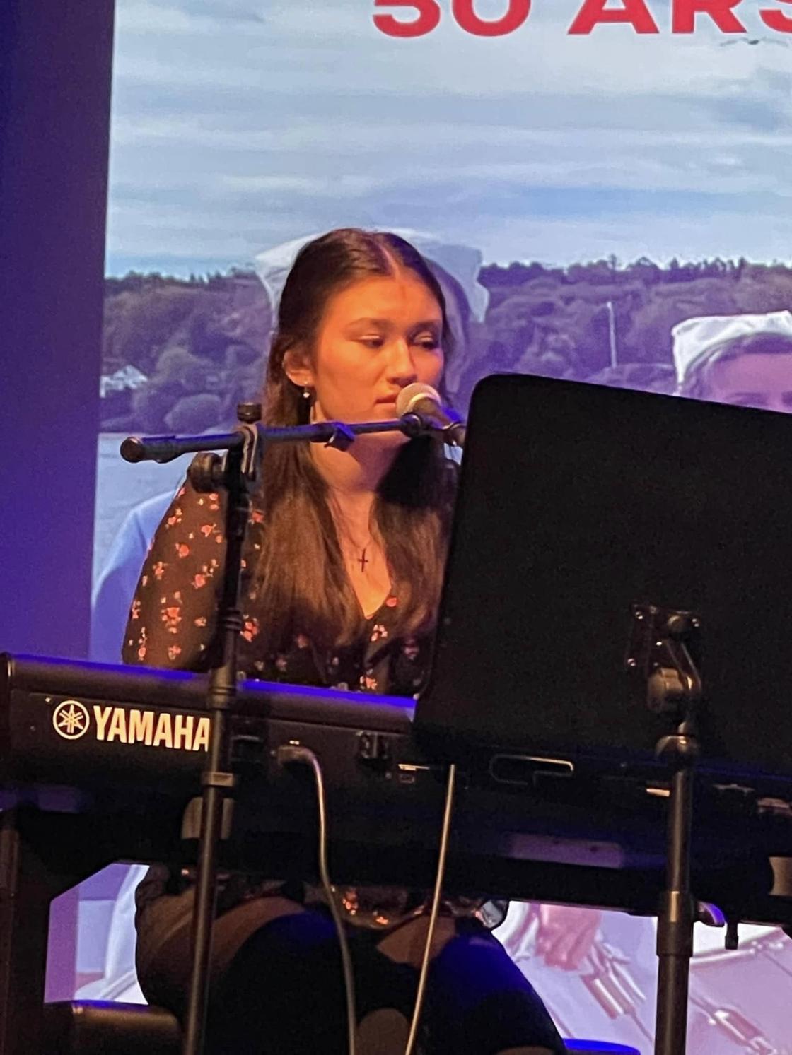 Var og vakker sang ved Hannah Paw- Bolås