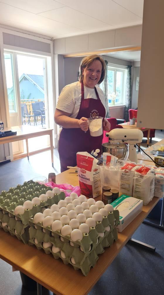 Marianne Melbye lager røre