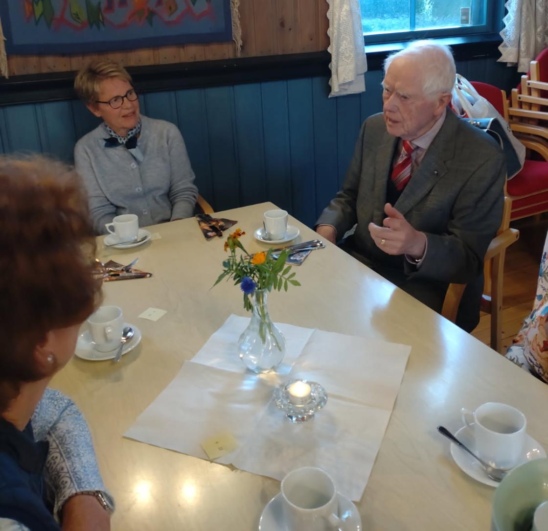 Det var tid til en prat etter foredraget