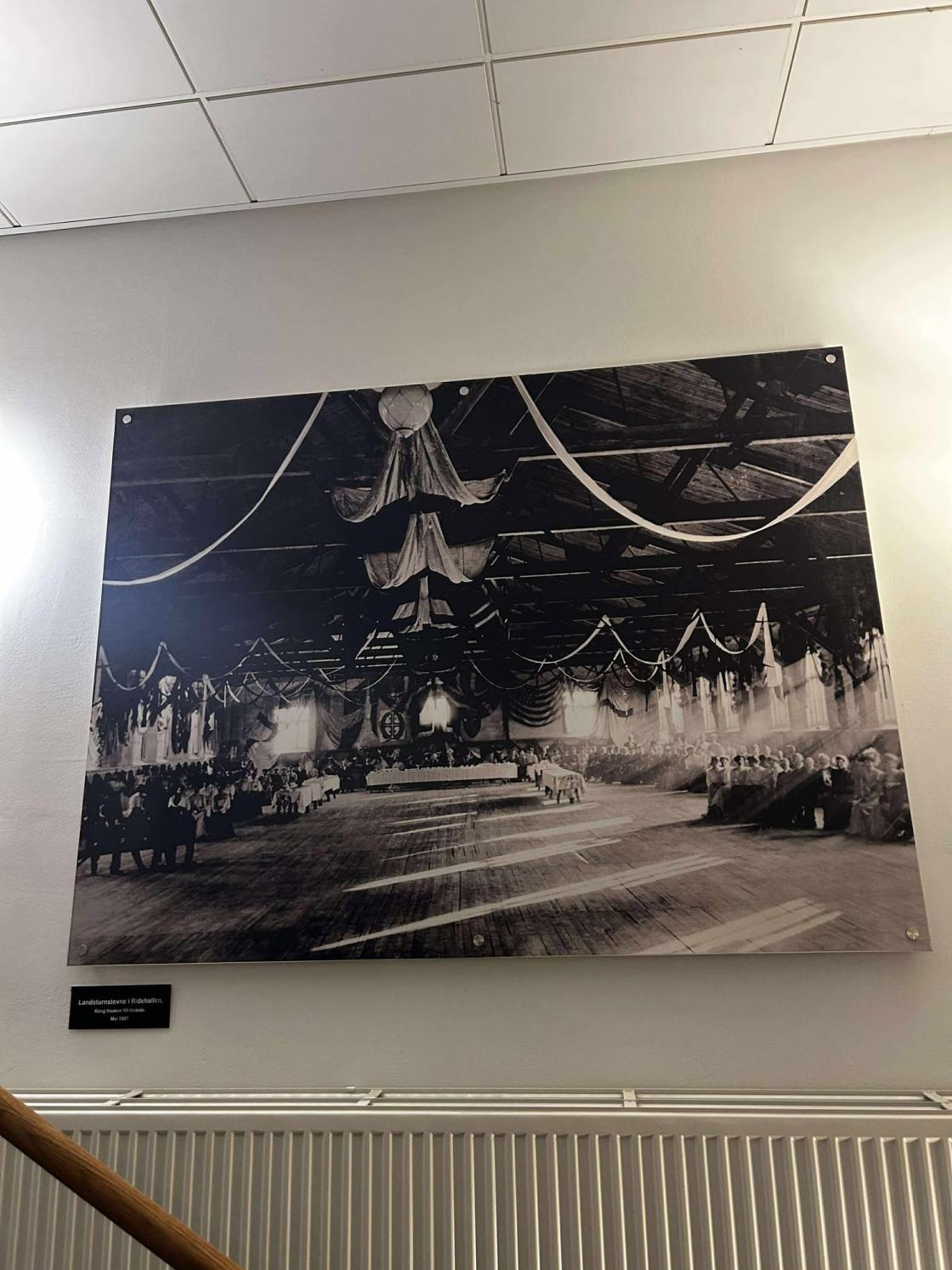 Gammelt bilde fra Ridehuset