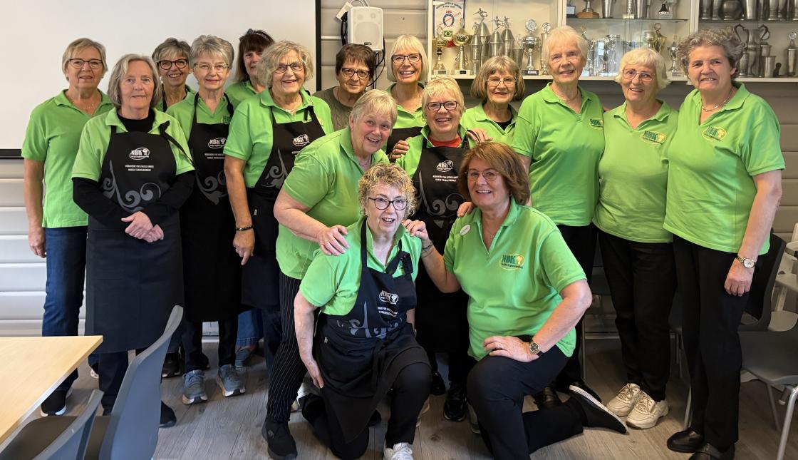 Heile gjengen klar for brunsj!