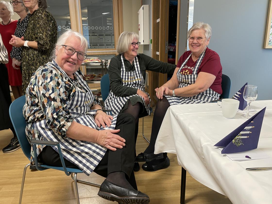 Peggy, Alfhild og Rigmor.