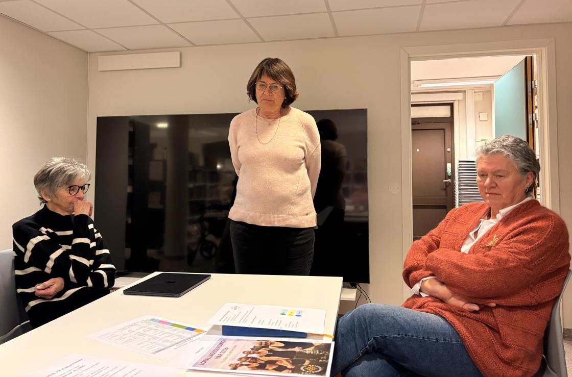 Magnhild var skjermansvarleg og Bjørg orienterte om sendinga frå Nbk.