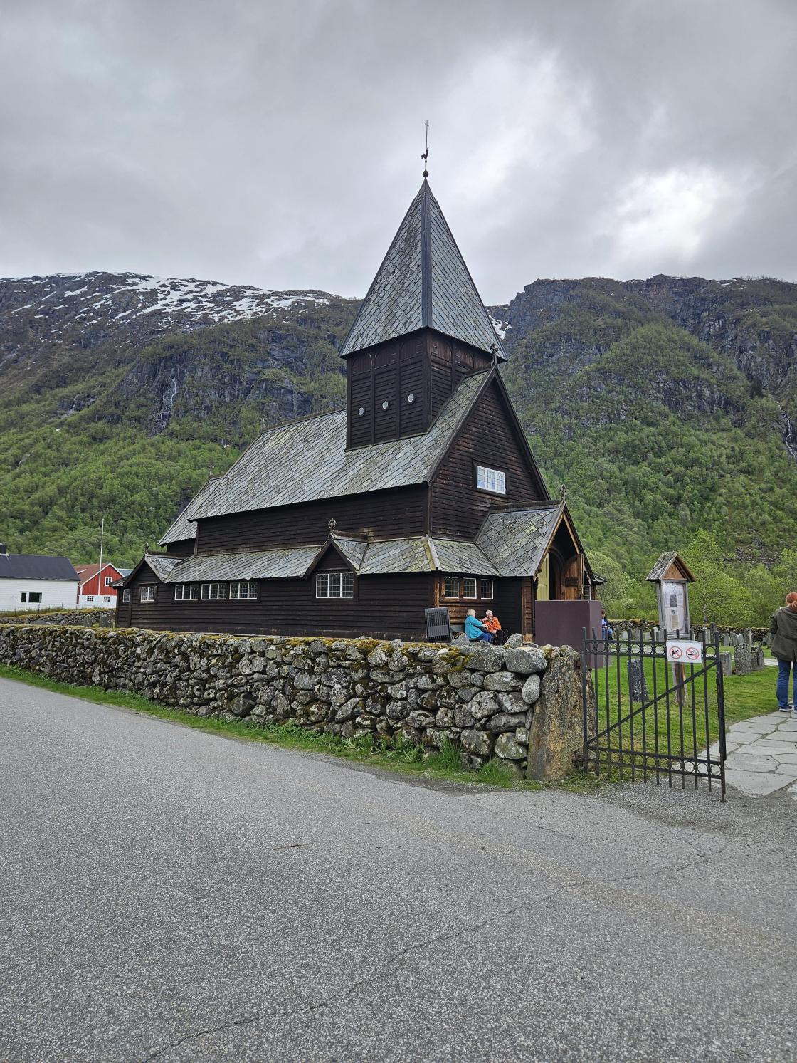 Røldal stavkyrkje