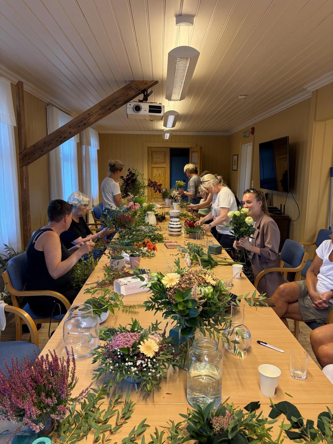 God stemning rundt bordet