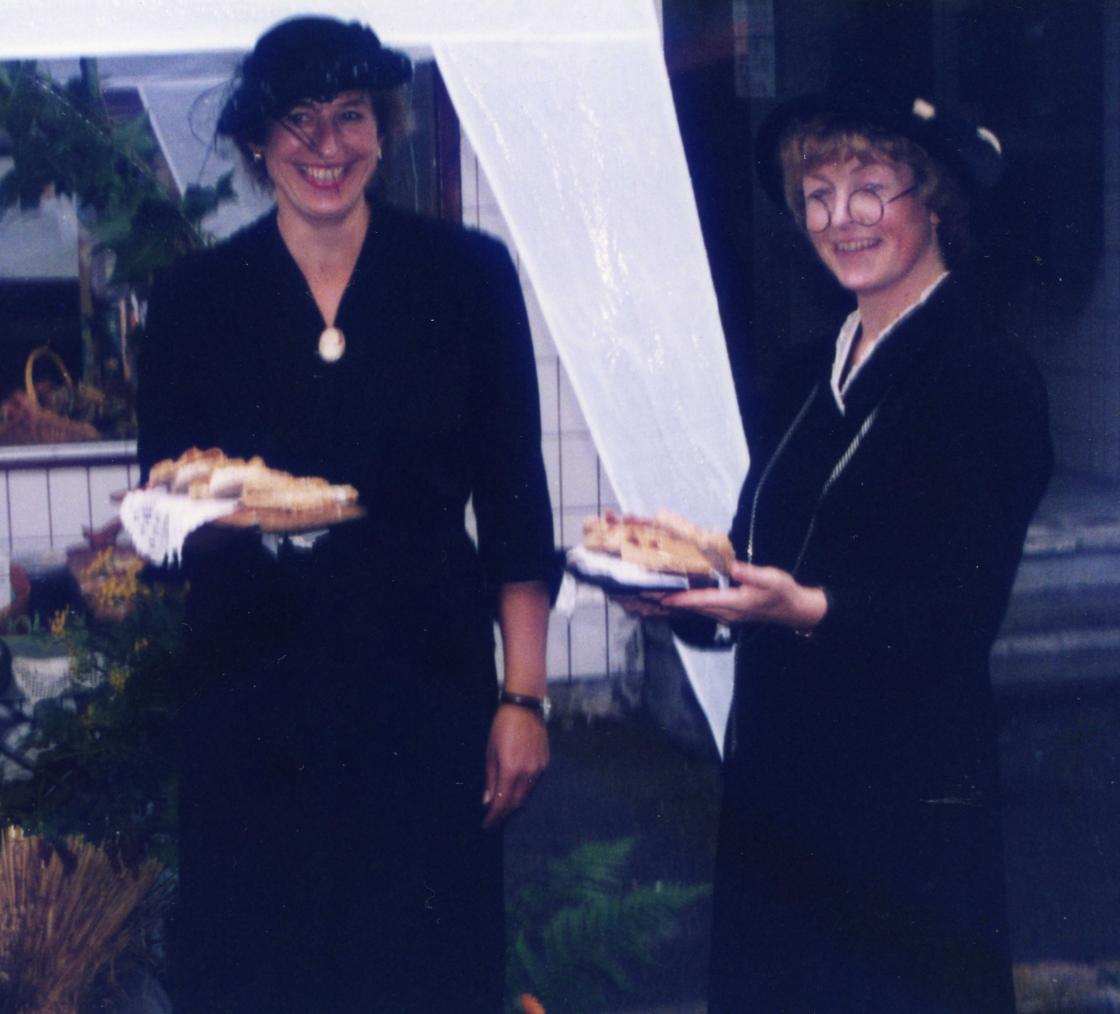 Siden vårt lag var 60 år hadde vi kledd oss litt gammelmodig på vårt reklamestunt