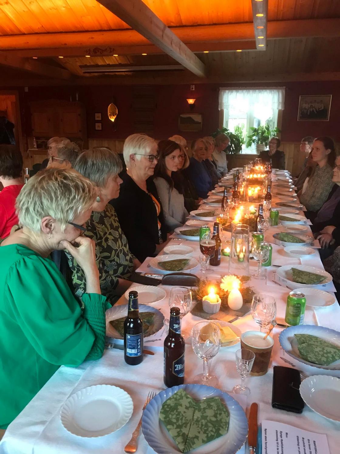 Koselig rundt bordet