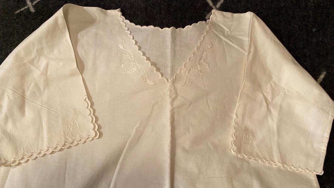 Brodert nattkjole fra 1932