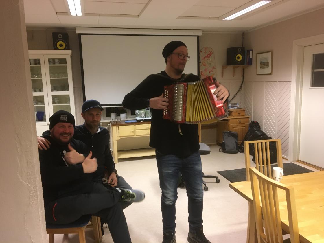 Eddy spilte opp med toraderen