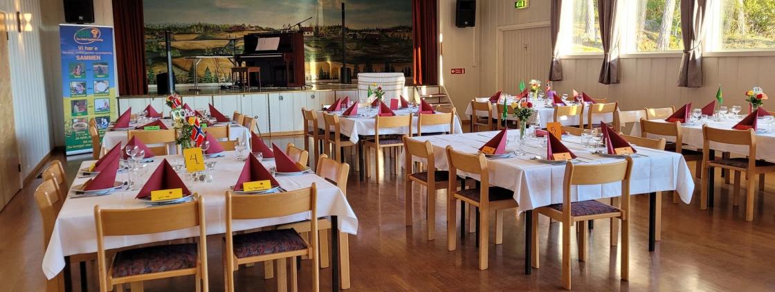 Klart for festmiddag på Fossnes Grendehus