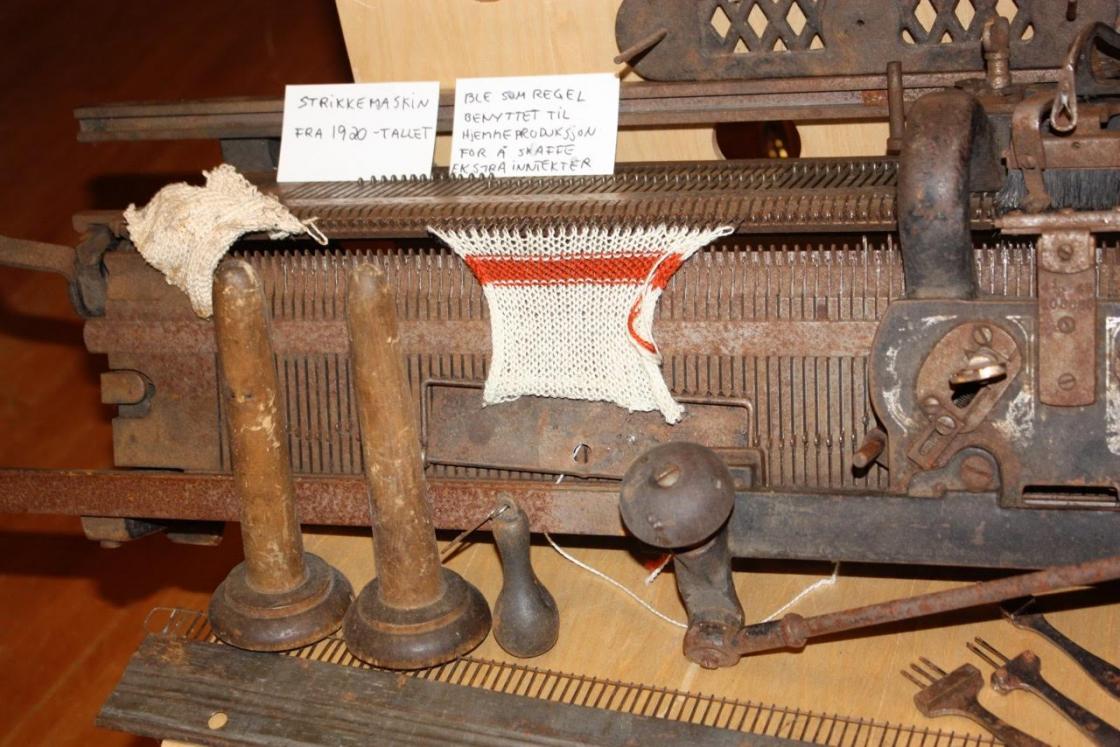 Gammel strikkemaskin