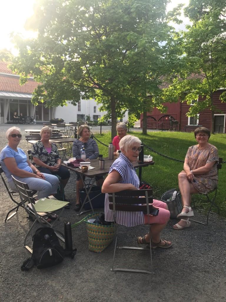 Kaffe og bite i etter fin vandring.