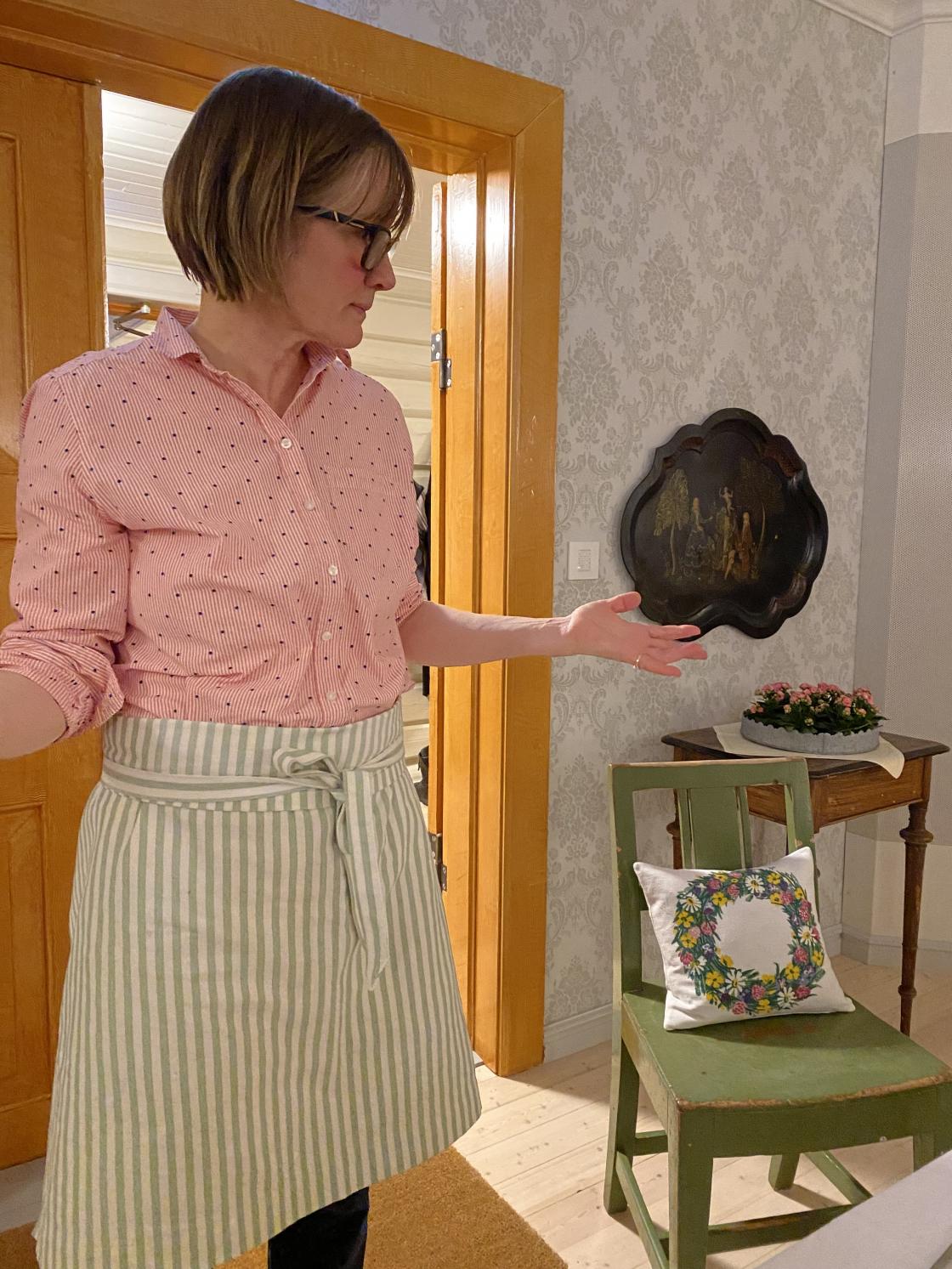 Hedvig forteller om hotellet