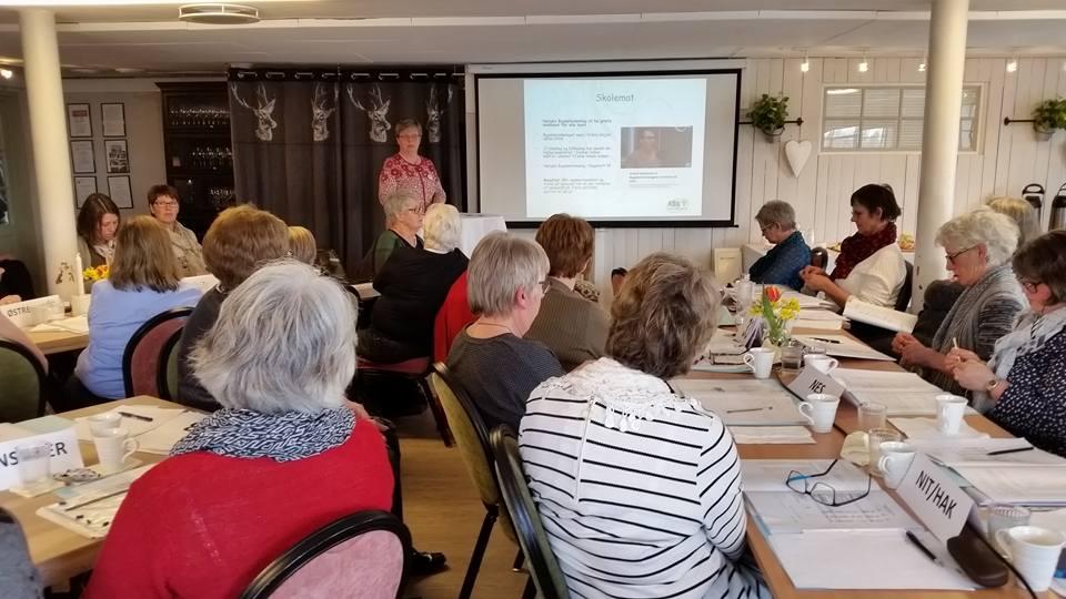 Irene Furulund hilser