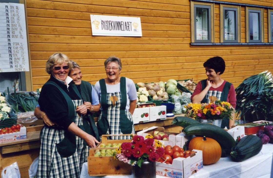 Muntre torgkoner
