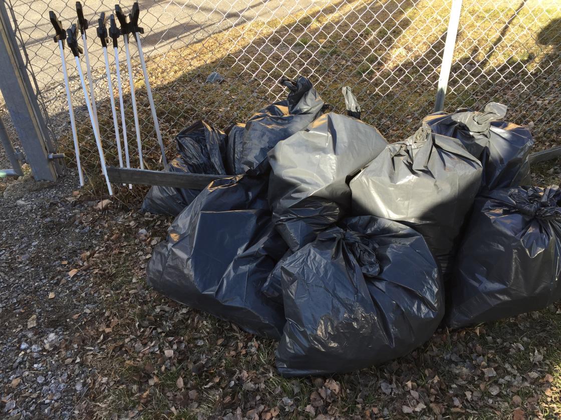 Mange søppelsekker